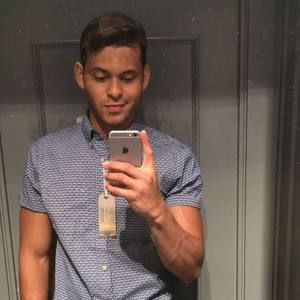 Meet your Posher, Rafael